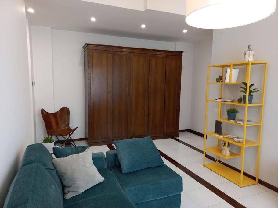 Giulia Town House Tra Citta E Mare Appartement Salerno Buitenkant foto