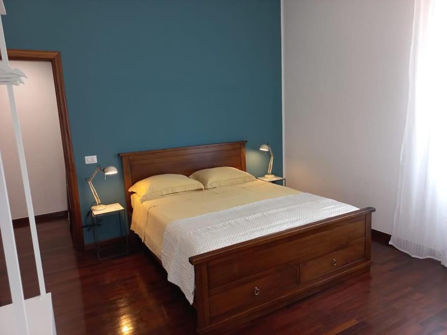 Giulia Town House Tra Citta E Mare Appartement Salerno Buitenkant foto